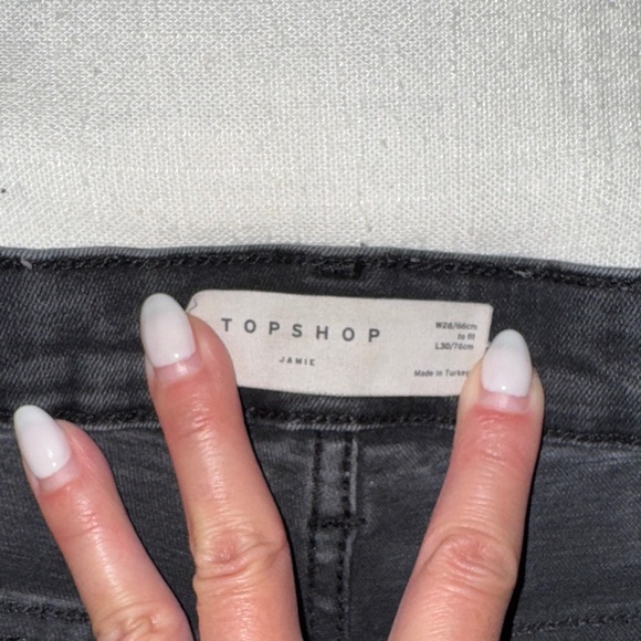 Classic Black Women's Jeans - Picture 6 of 7